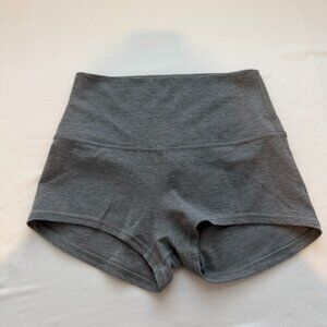 Lululemon Align 2" Shorts Grey High Rise Yoga Athletic Workout Shorts